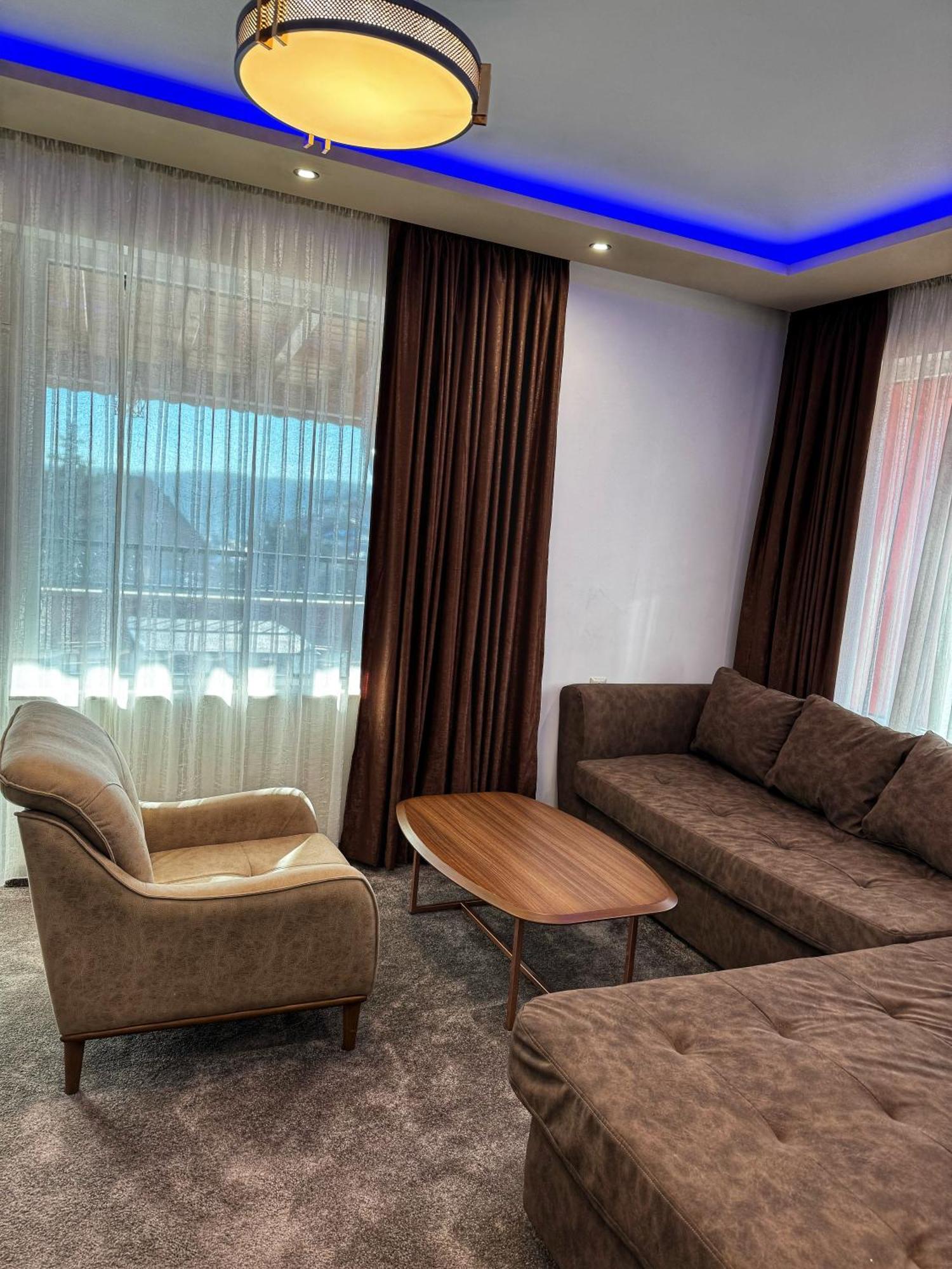 Hotel Diamant Dospat Extérieur photo